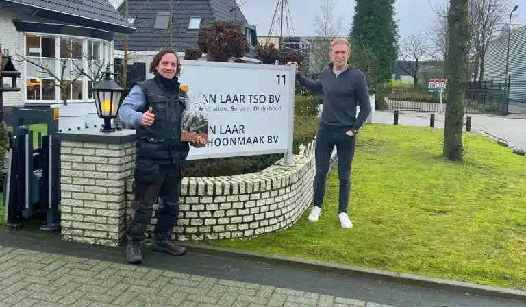 Christian Kappel op de foto met Sander van Verdo Werkt